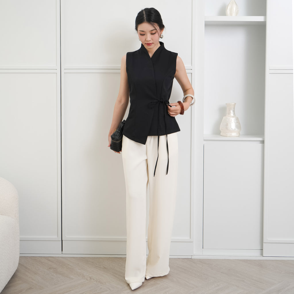 Aurielle Bernadet Vest