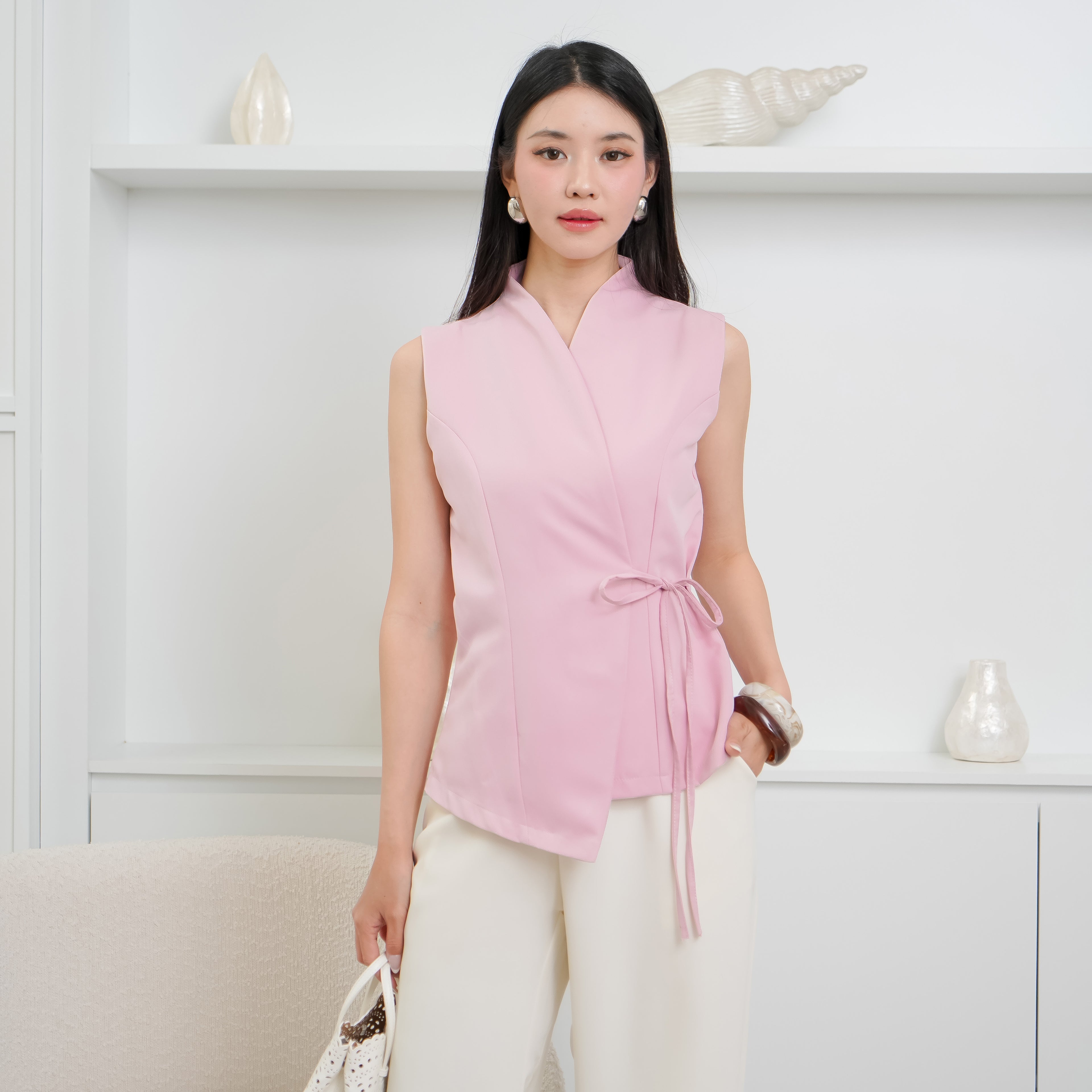 Aurielle Bernadet Vest