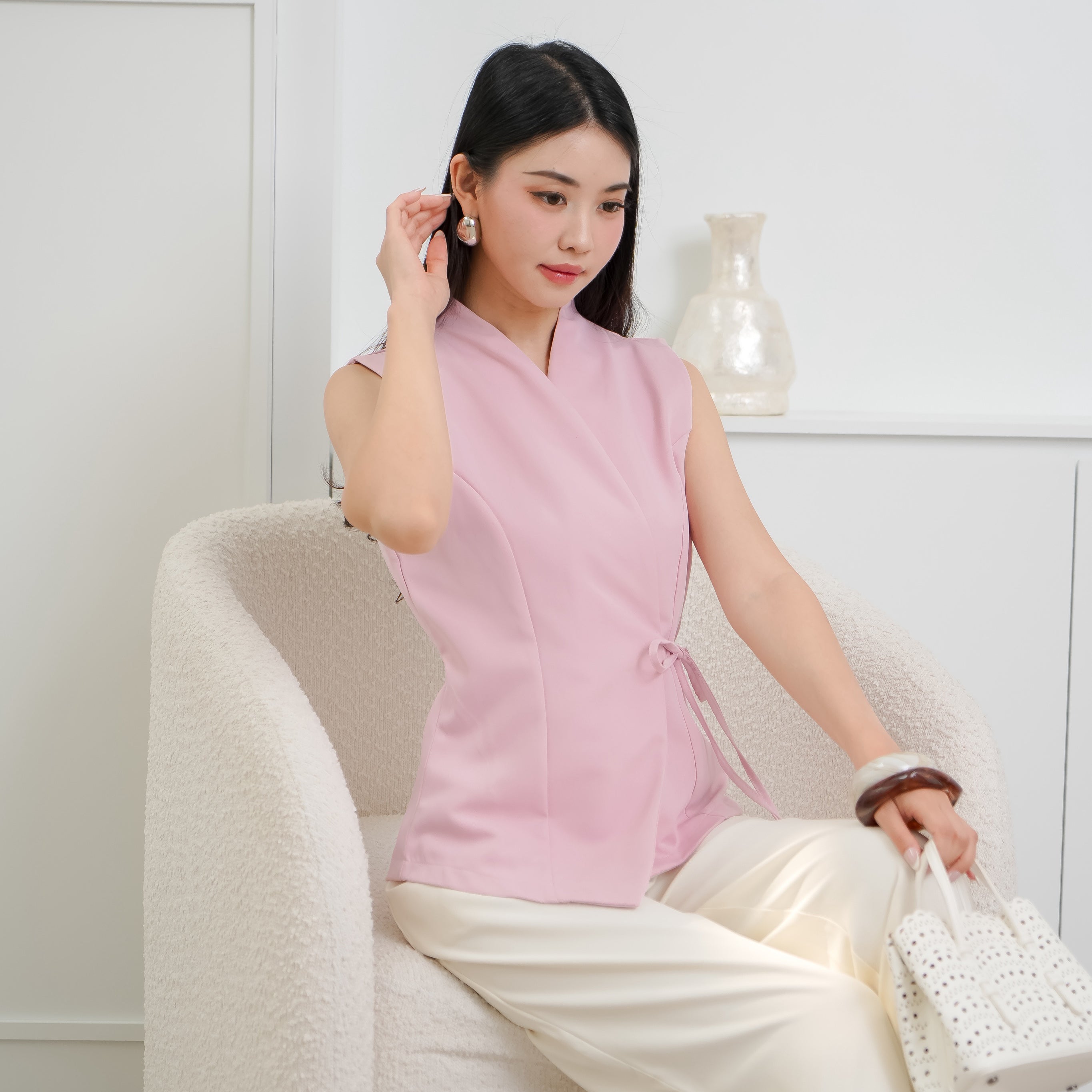 Aurielle Bernadet Vest