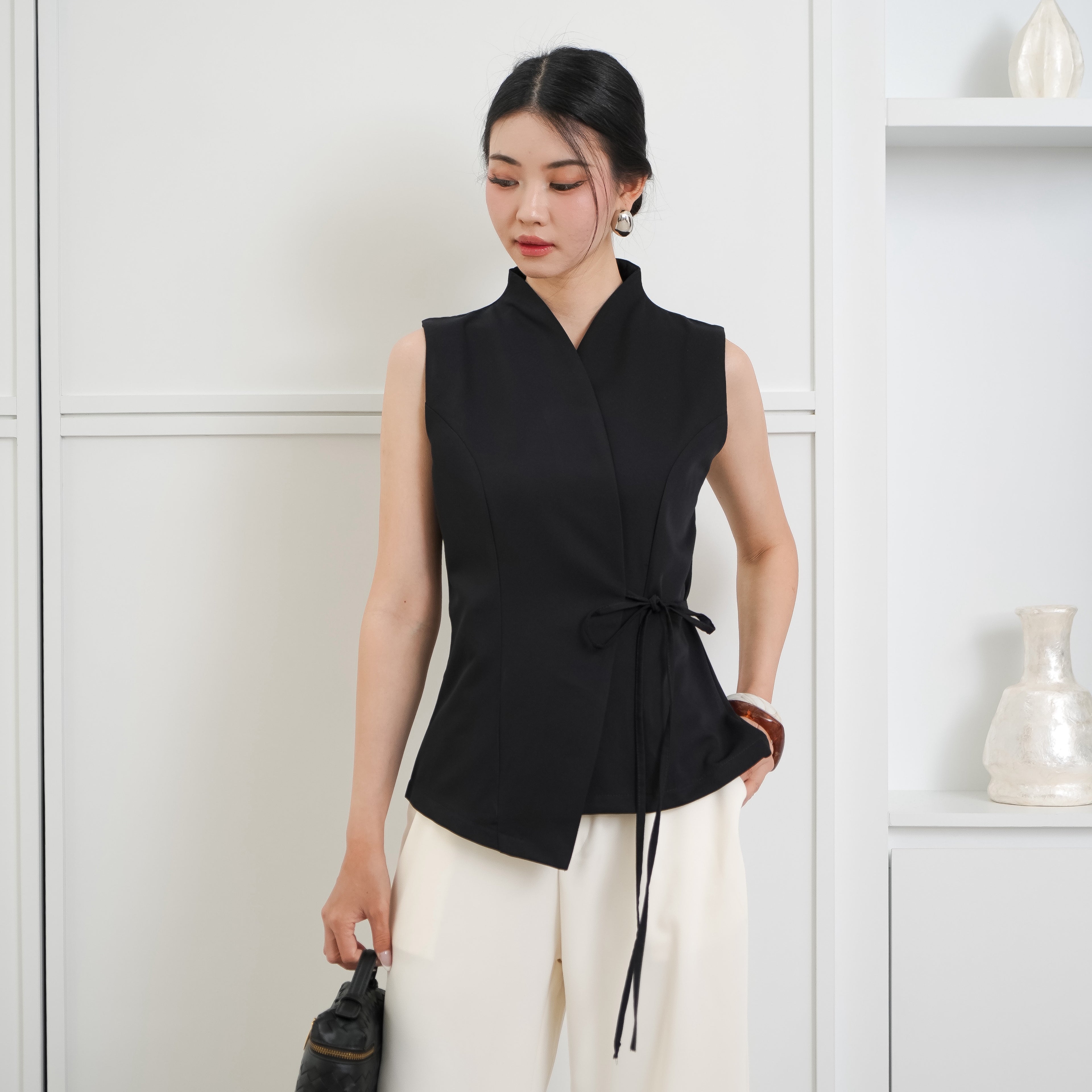 Aurielle Bernadet Vest