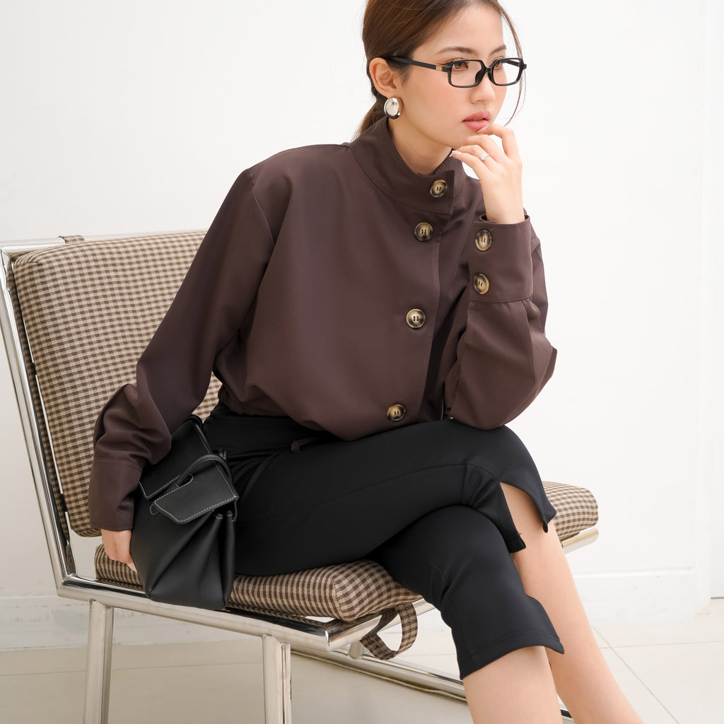 Aurielle Noir Capri Pants